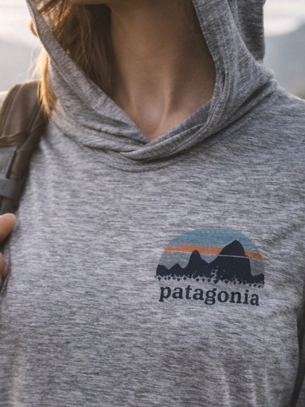 Patagonia Capilene Cool Daily Hoodie Gray Long Sleeve Sun Shirt Medium